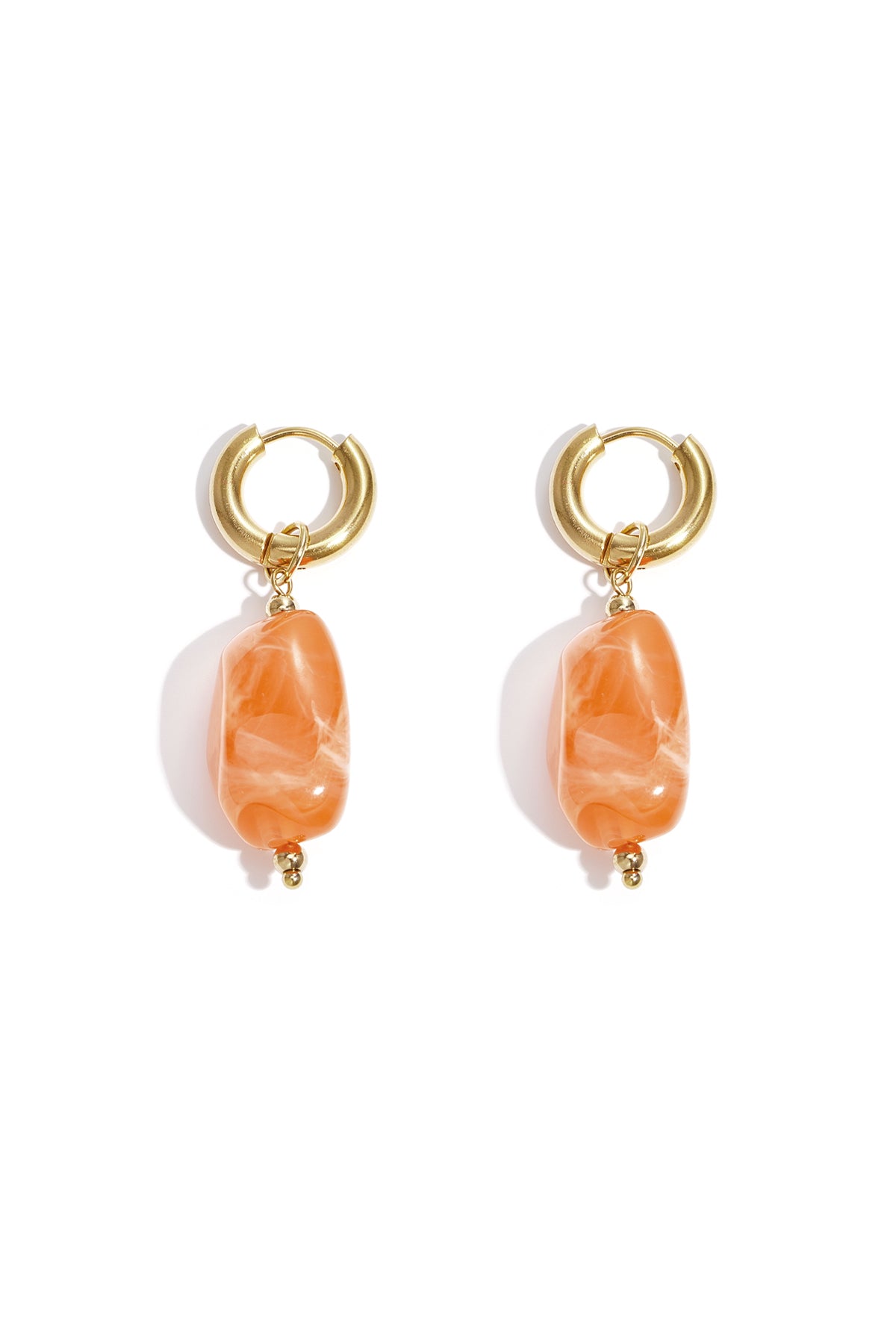 Earrings with organic beads