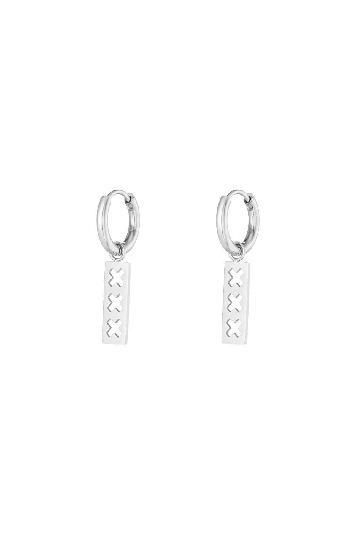 trio x earrings