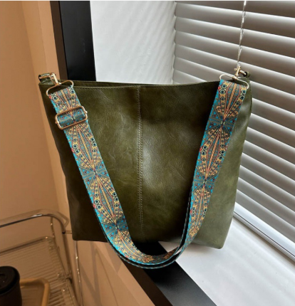 New Fashion Handheld Single Shoulder Crossbody Large Capacity Bucket Bag Solid Color PU Fashion Single Shoulder Women's Bag