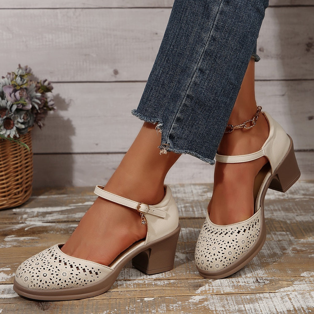 Retro versatile sandals with hollowed out mid heeled toe caps single button shoes for women