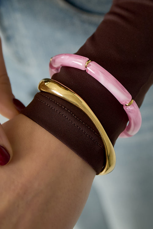 Bangle in varying colors