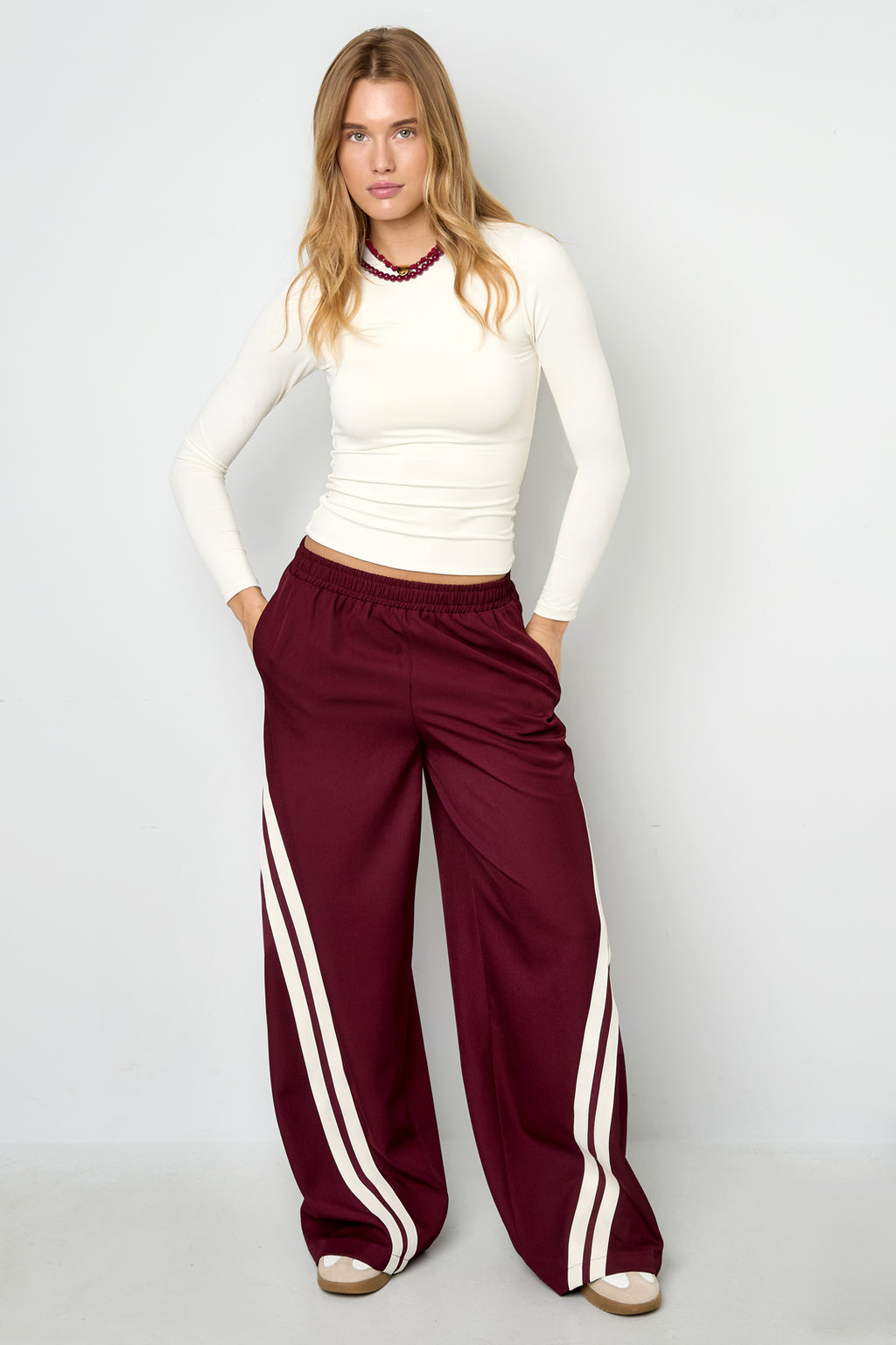 Knitted Nylon Women's Long Sleeve Top Basic Solid Color