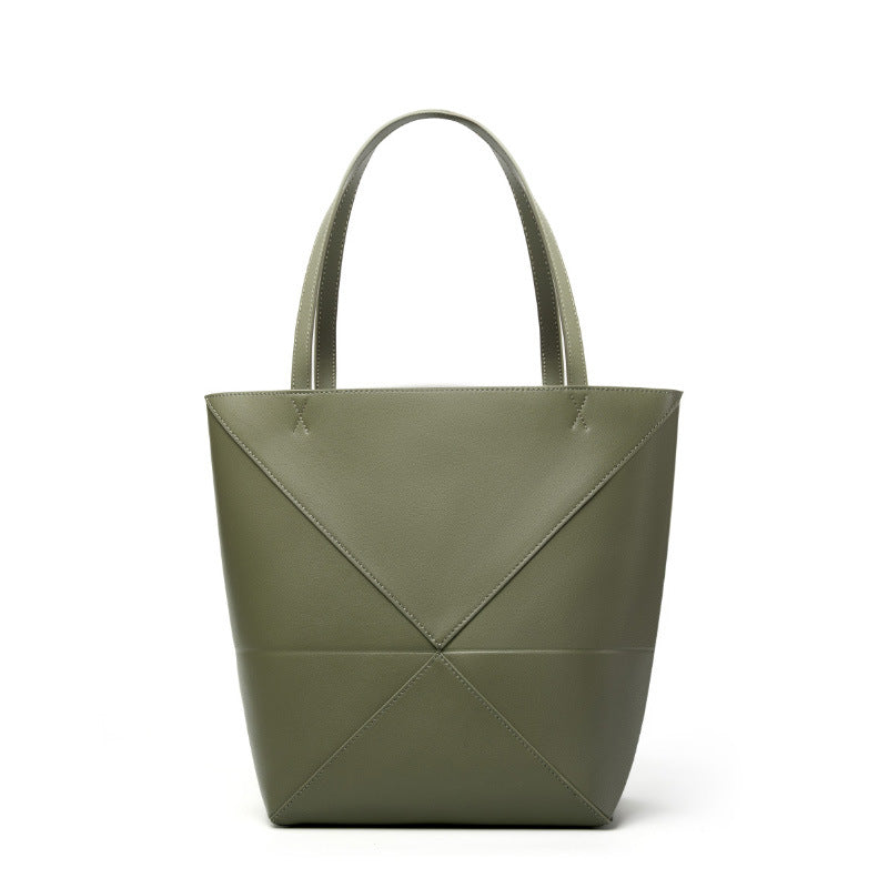 Large capacity single shoulder geometric splicing folding bucket bag