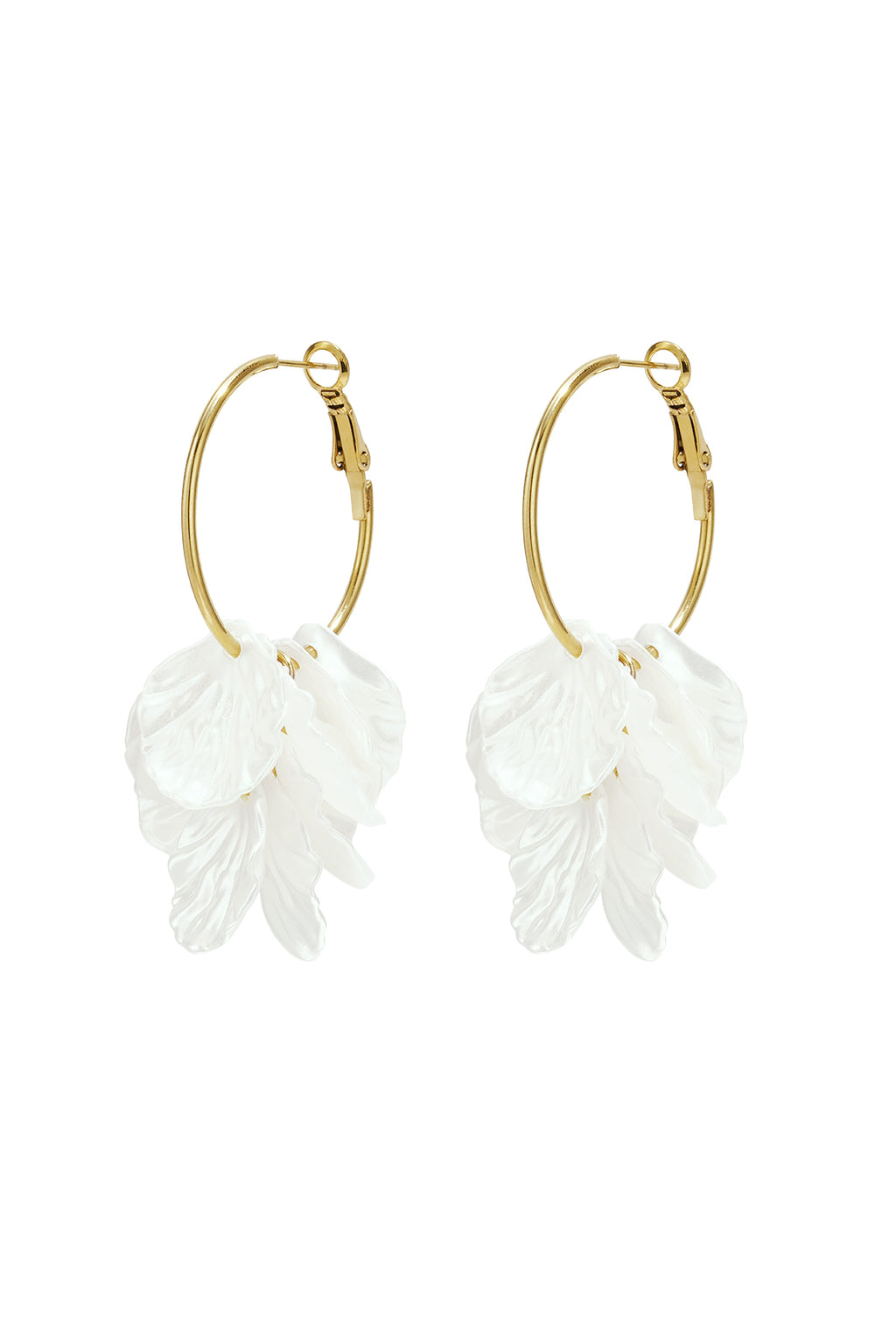 Hoop earrings with mother-of-pearl leaves